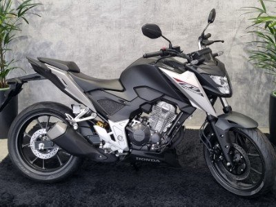 HONDA CB 300F TWISTER CBS