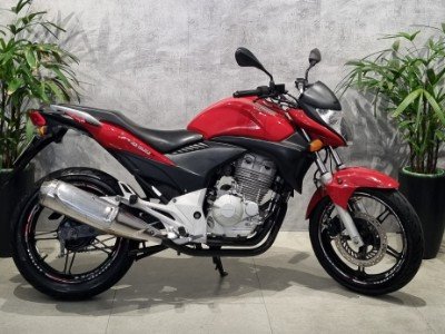 HONDA CB 300R